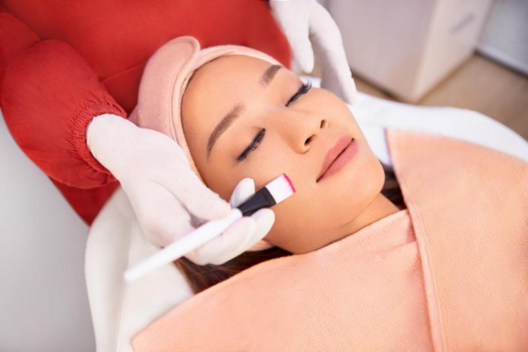 Bagaimana Hormon Mempengaruhi Jerawat?